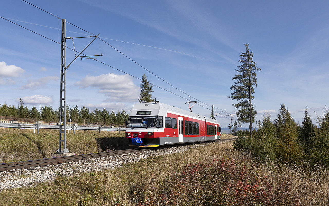 425 959 der zssk zwischen danielov dom und nov polianka