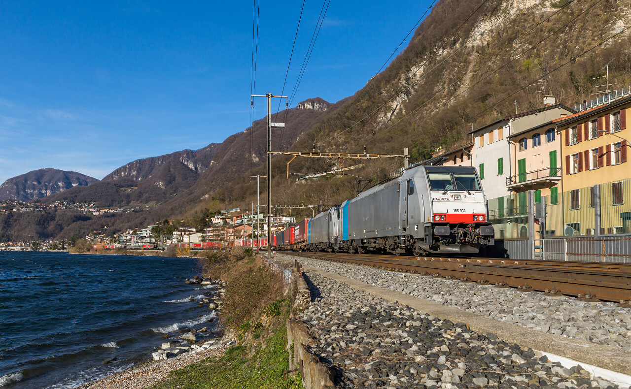 186 104 of TXL between Maroggia-Melano and Capolago-Riva S. Vitale