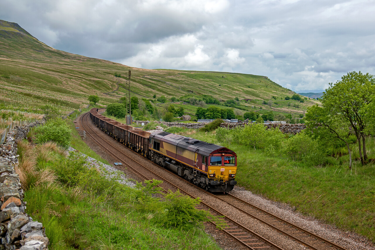 class-66-156-of-dbcsc-between-kirkby-stephen-and-garsdale