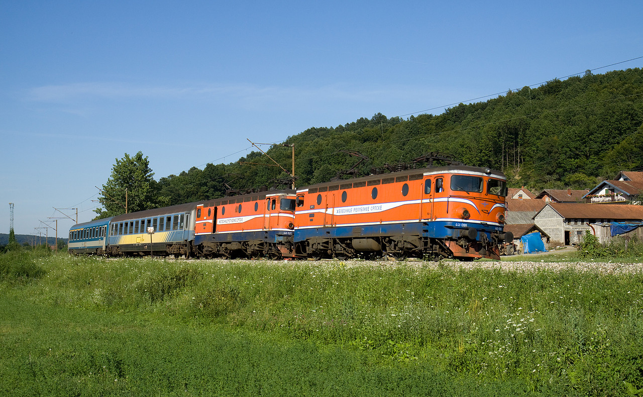 JZ 441 der ZRS zwischen Modriča und Brvno