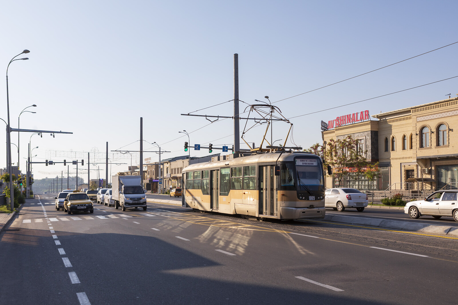 1005 der DK (Tramvay liniyalarini ekspluatatsiya qilish direksiyasi) bei Samarkand (Afrosiyob), Usbekistan