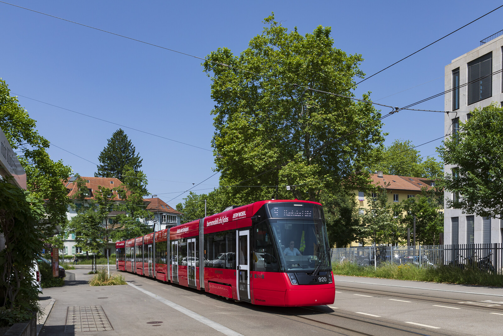 Be 6/8 920 der SVB (Städtische Verkehrsbetriebe Bern (Bernmobil)) bei Bern (Guisanplatz Expo), Schweiz